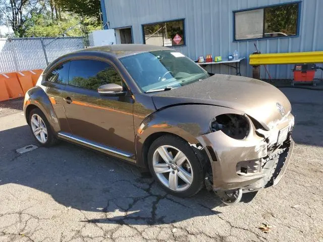 2012 VOLKSWAGEN BEETLE