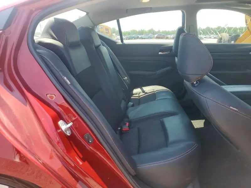 2021 NISSAN ALTIMA SR  