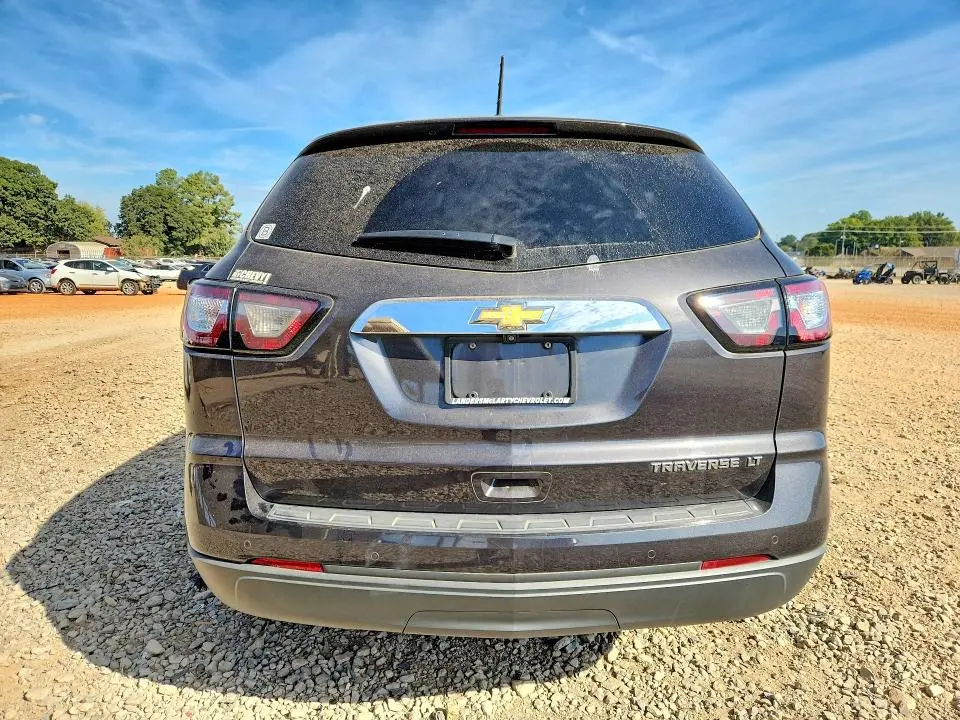 2016 CHEVROLET TRAVERSE LT  
