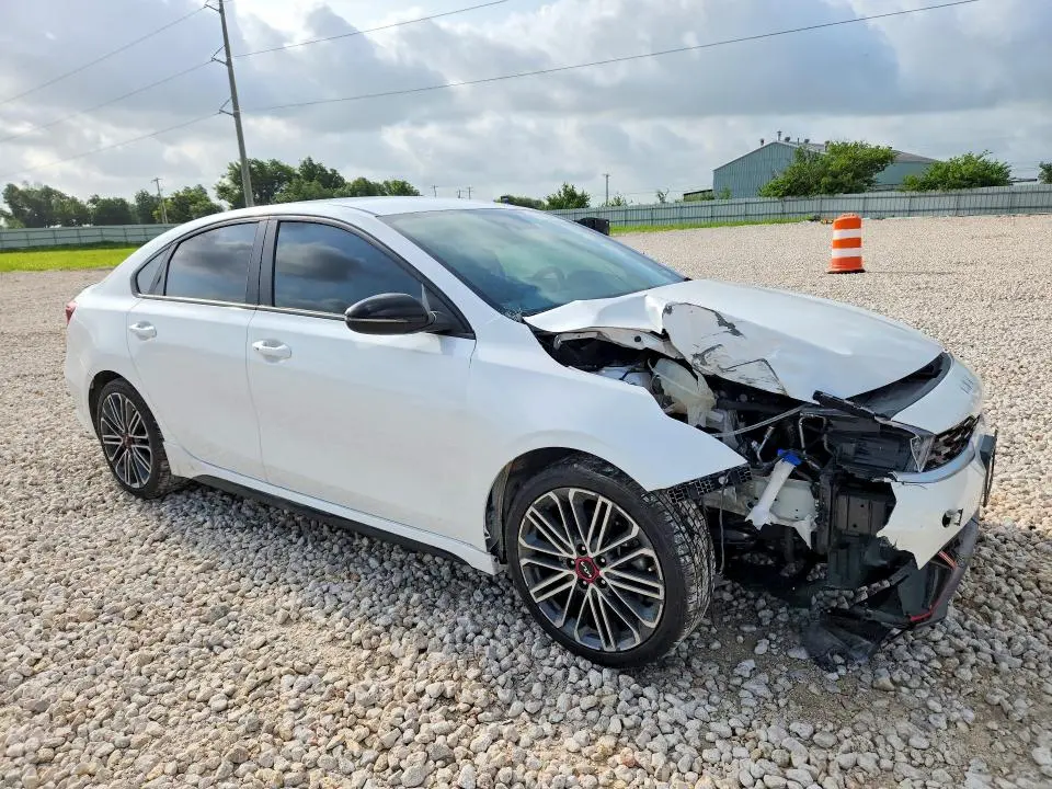 2022 KIA FORTE GT  