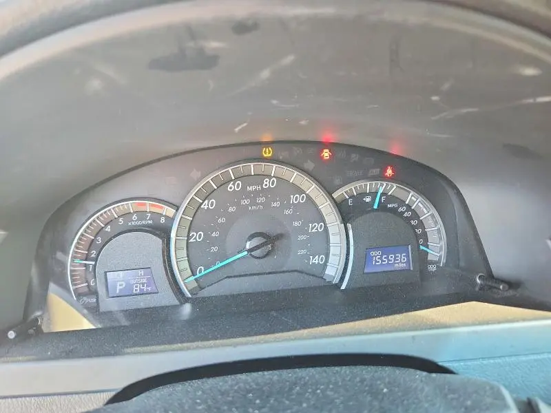 2012 TOYOTA CAMRY SE  
