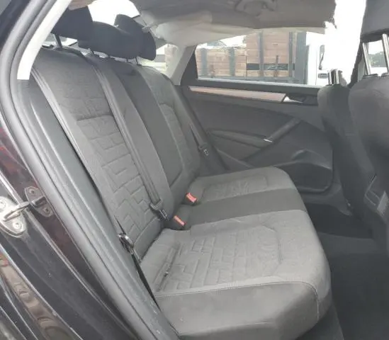 2021 VOLKSWAGEN PASSAT S  