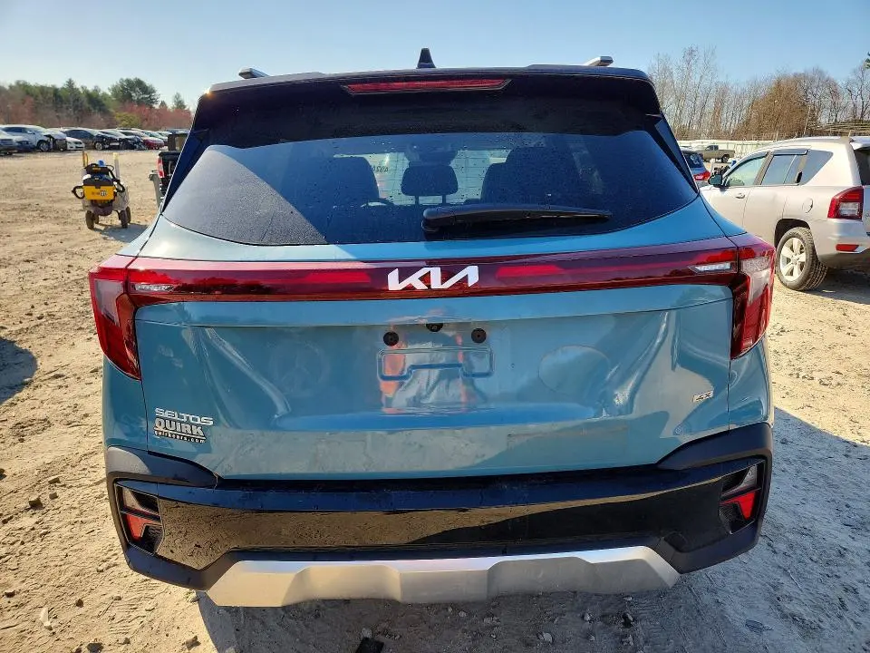 2024 KIA SELTOS S  