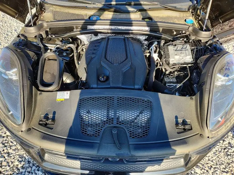 2022 PORSCHE MACAN   