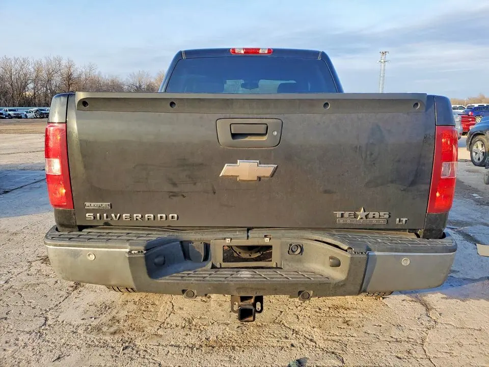 2011 CHEVROLET SILVERADO C1500 LT  