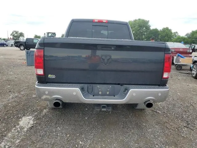 2016 RAM 1500 SLT  