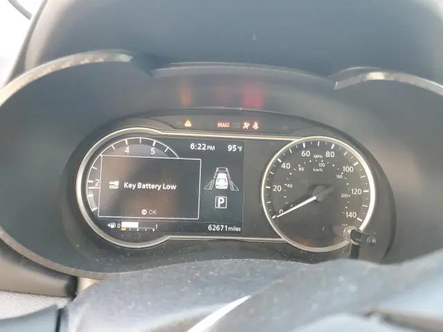 2021 NISSAN VERSA SR  