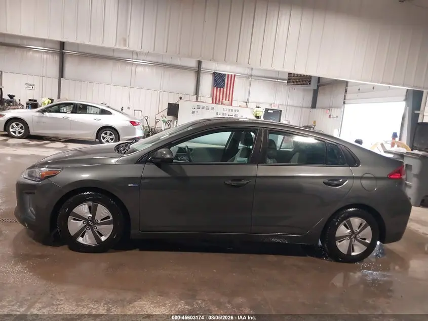 2020 HYUNDAI IONIQ HYBRID BLUE