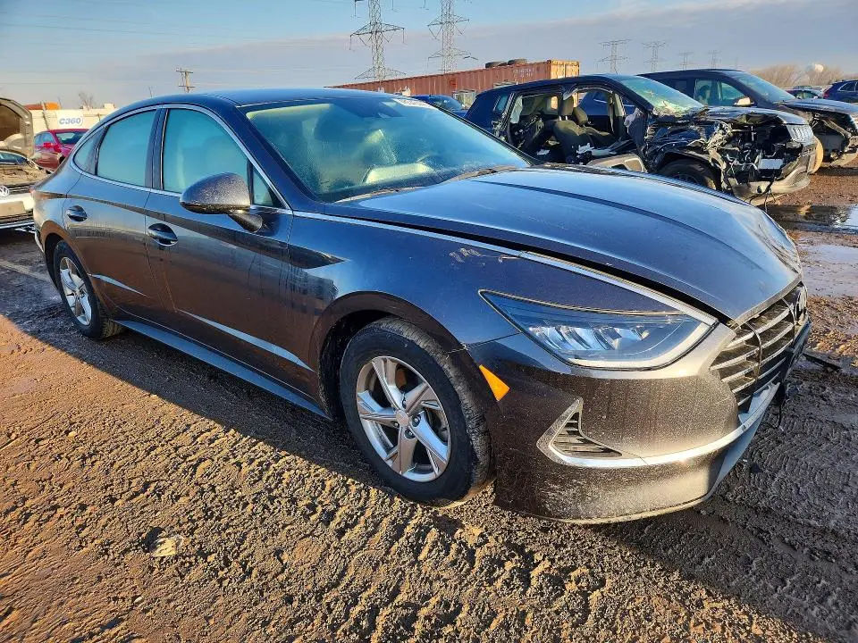 2020 HYUNDAI SONATA SE  