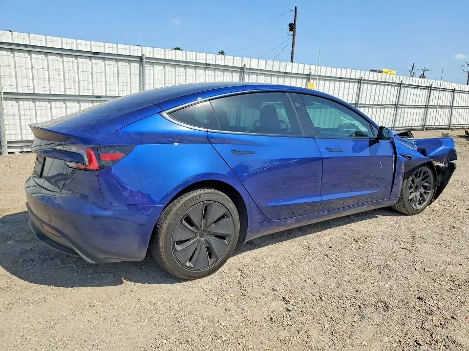 2025 TESLA MODEL 3   