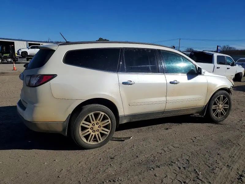 2014 CHEVROLET TRAVERSE LT  