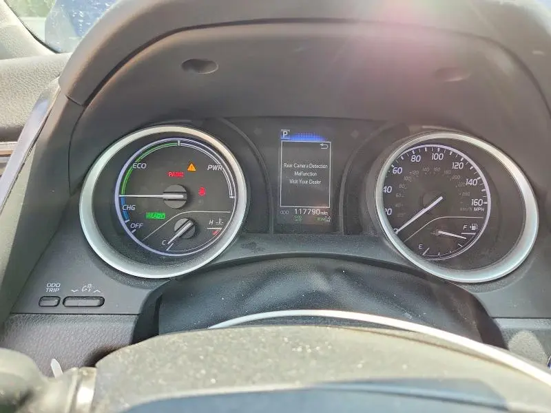 2021 TOYOTA CAMRY LE  