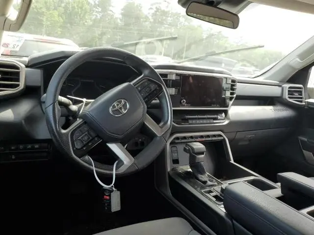 2024 TOYOTA TUNDRA CREWMAX SR  