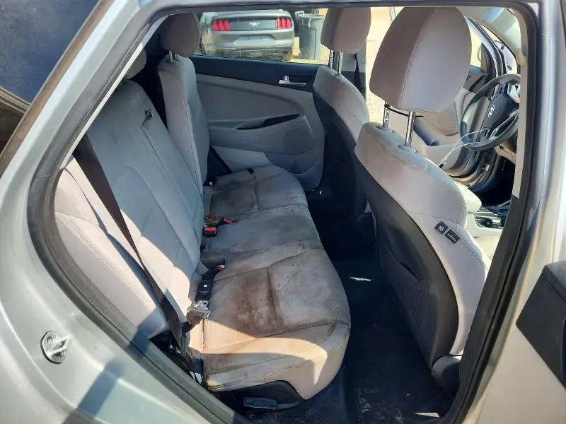 2019 HYUNDAI TUCSON SE  