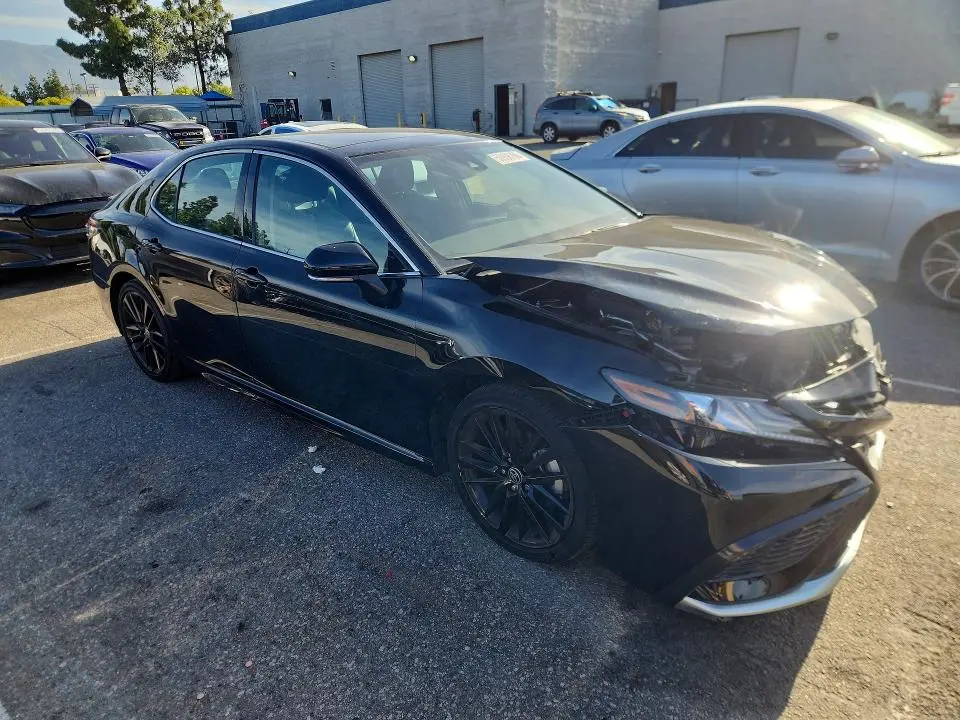 2021 TOYOTA CAMRY XSE  