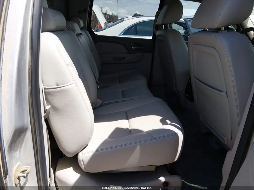 2013 CHEVROLET AVALANCHE LTZ