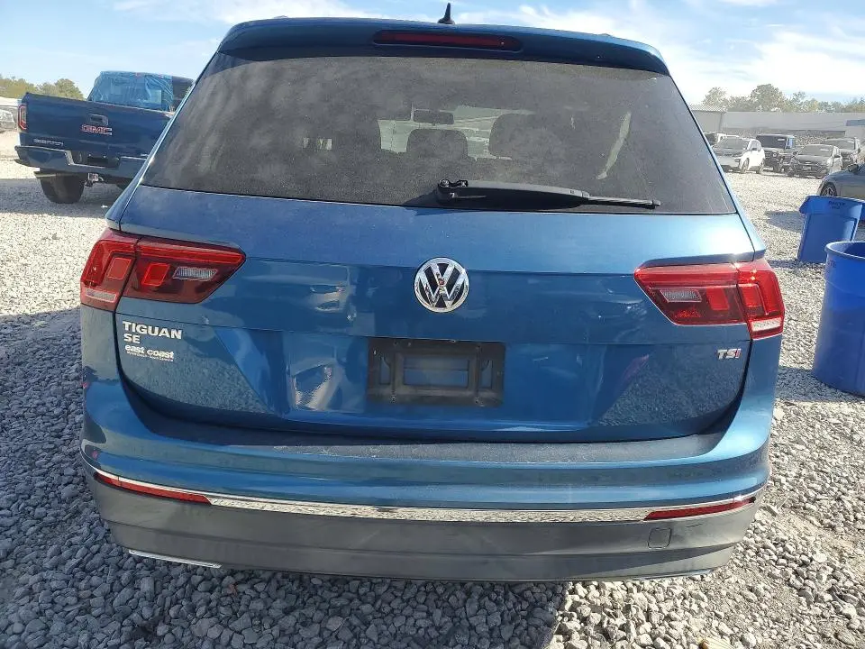 2018 VOLKSWAGEN TIGUAN SE  