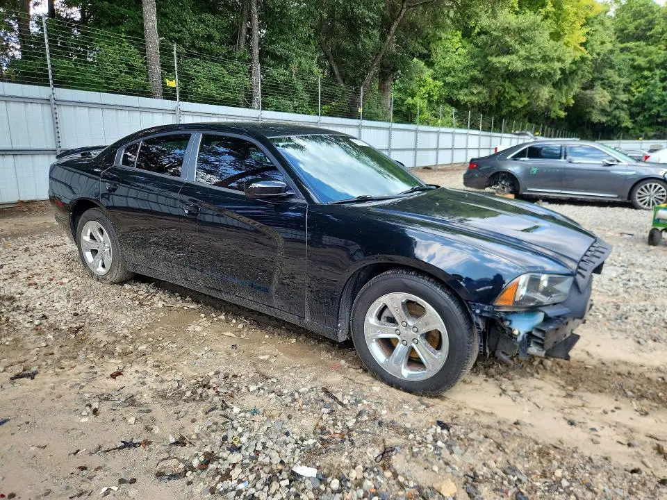 2014 DODGE CHARGER SXT  
