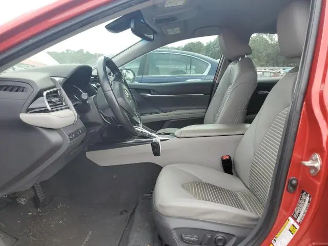 2019 TOYOTA CAMRY SE  