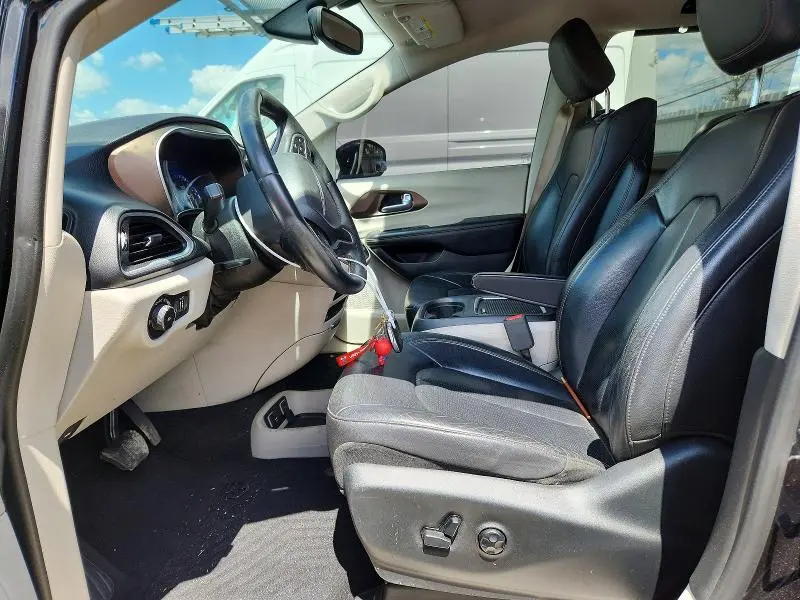 2017 CHRYSLER PACIFICA TOURING L PLUS  