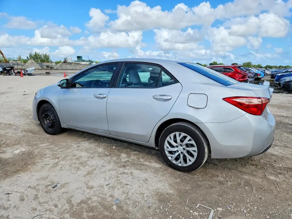 2017 TOYOTA COROLLA LE  