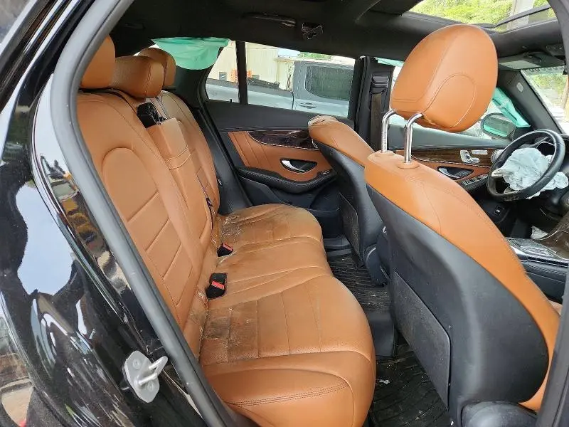 2020 MERCEDES-BENZ GLC 300  