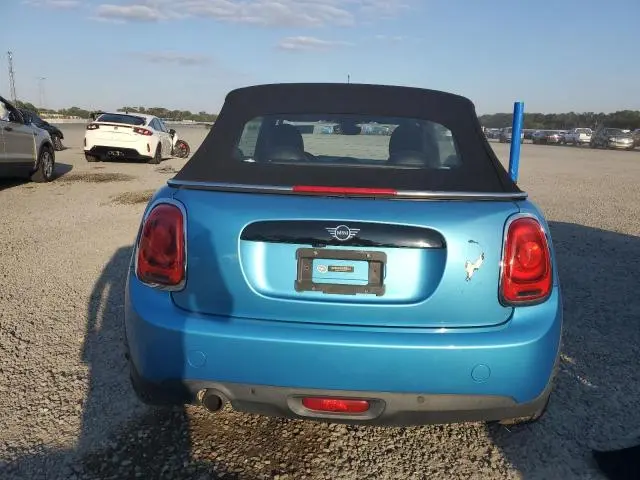 2019 MINI COOPER   