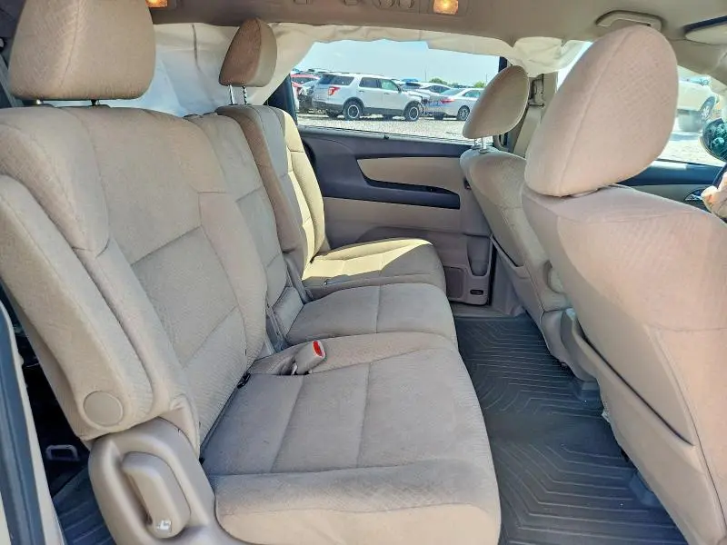 2016 HONDA ODYSSEY SE  