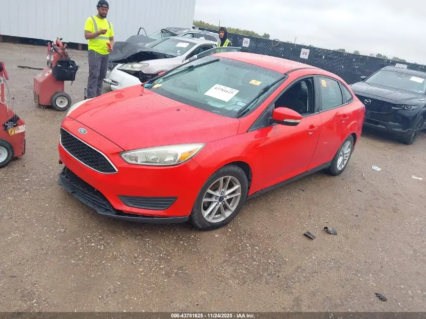2015 FORD FOCUS SE