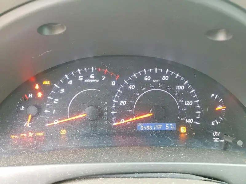 2011 TOYOTA CAMRY LE  
