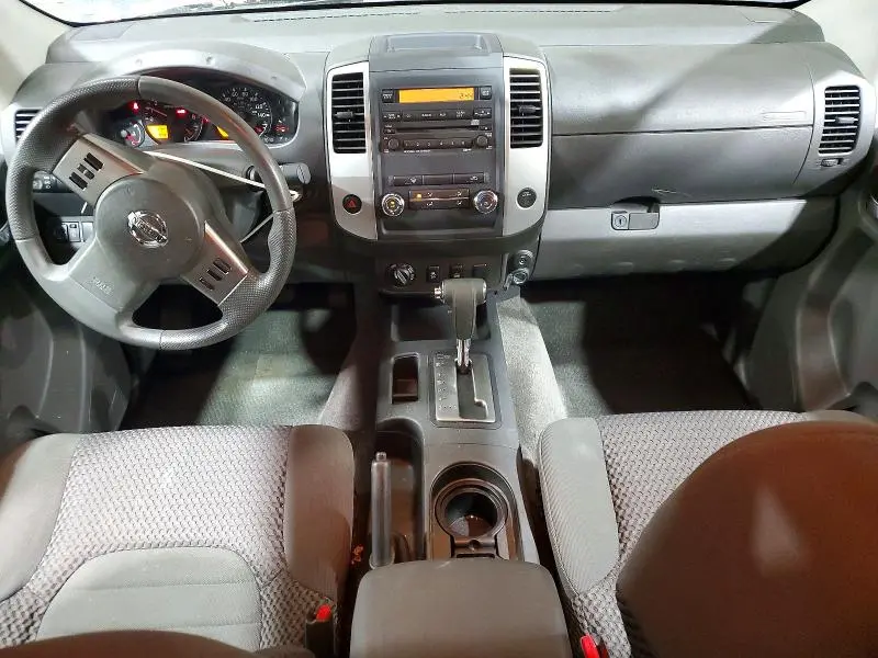 2012 NISSAN FRONTIER SV V6  