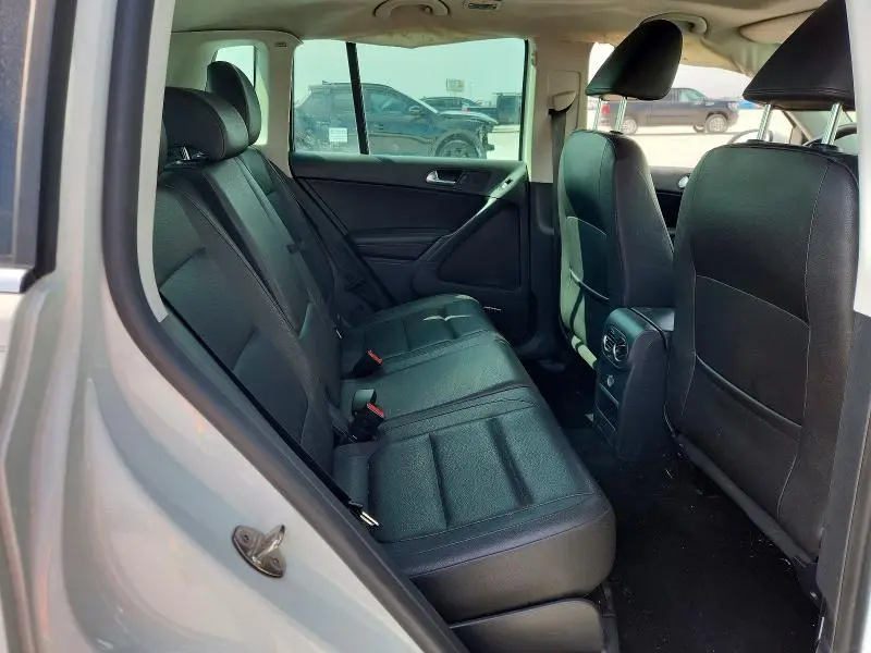 2015 VOLKSWAGEN TIGUAN S  