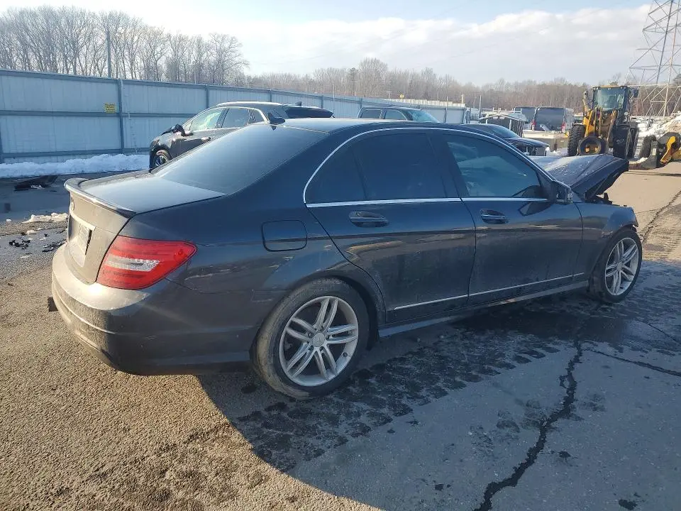 2012 MERCEDES-BENZ C 250  