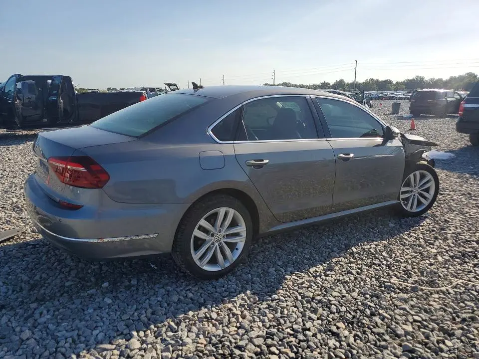 2018 VOLKSWAGEN PASSAT SE  