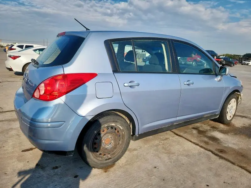 2011 NISSAN VERSA S  