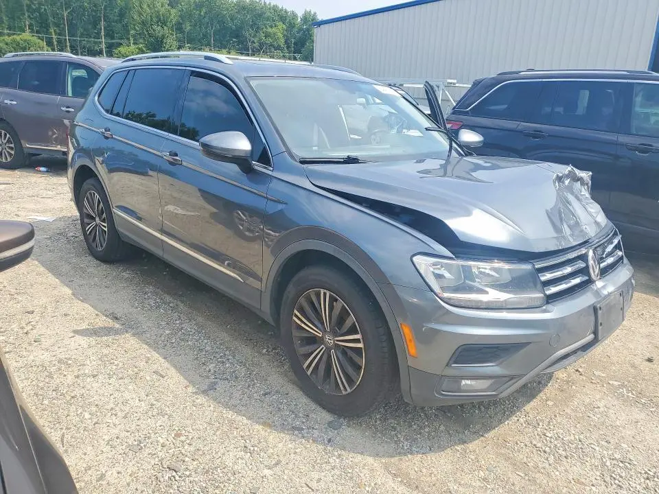 2018 VOLKSWAGEN TIGUAN SE  