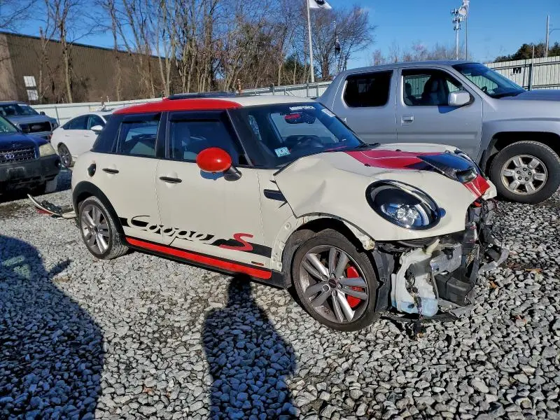 2016 MINI COOPER S  