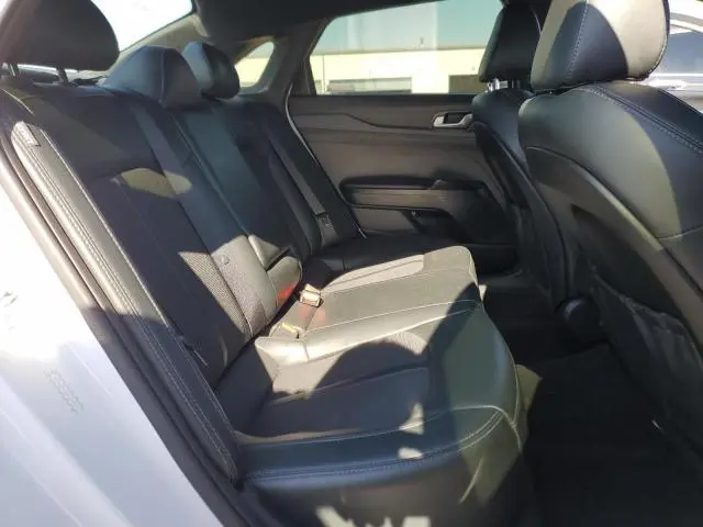 2023 KIA K5 GT LINE  
