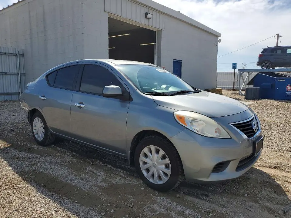 2012 NISSAN VERSA 1.6 S  