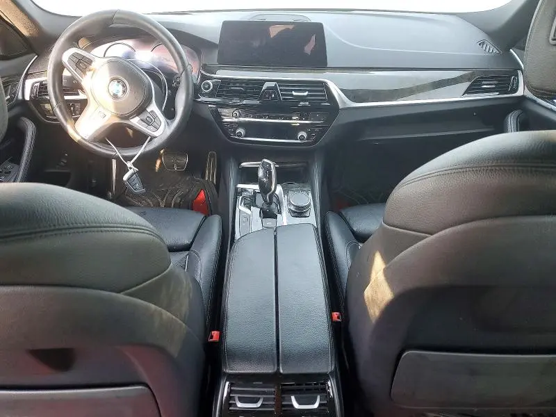 2018 BMW 530XE   