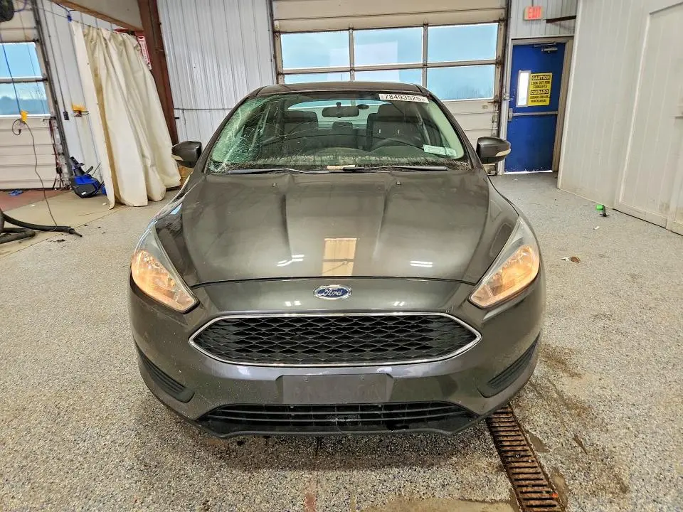 2016 FORD FOCUS SE  
