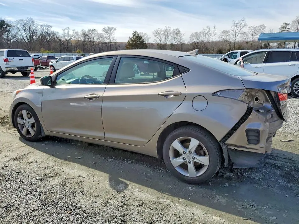 2013 HYUNDAI ELANTRA GLS  
