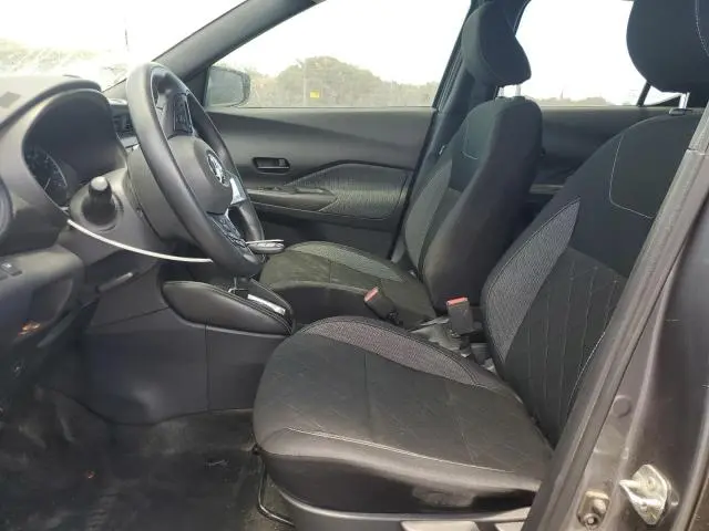2018 NISSAN KICKS S  