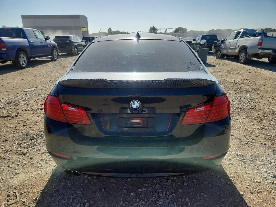 2016 BMW 528   