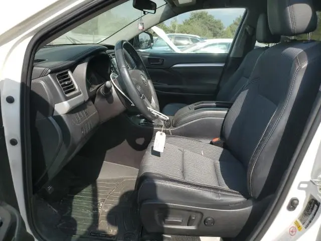 2016 TOYOTA HIGHLANDER LE  