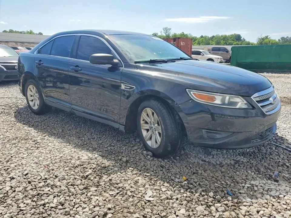 2010 FORD TAURUS SE  
