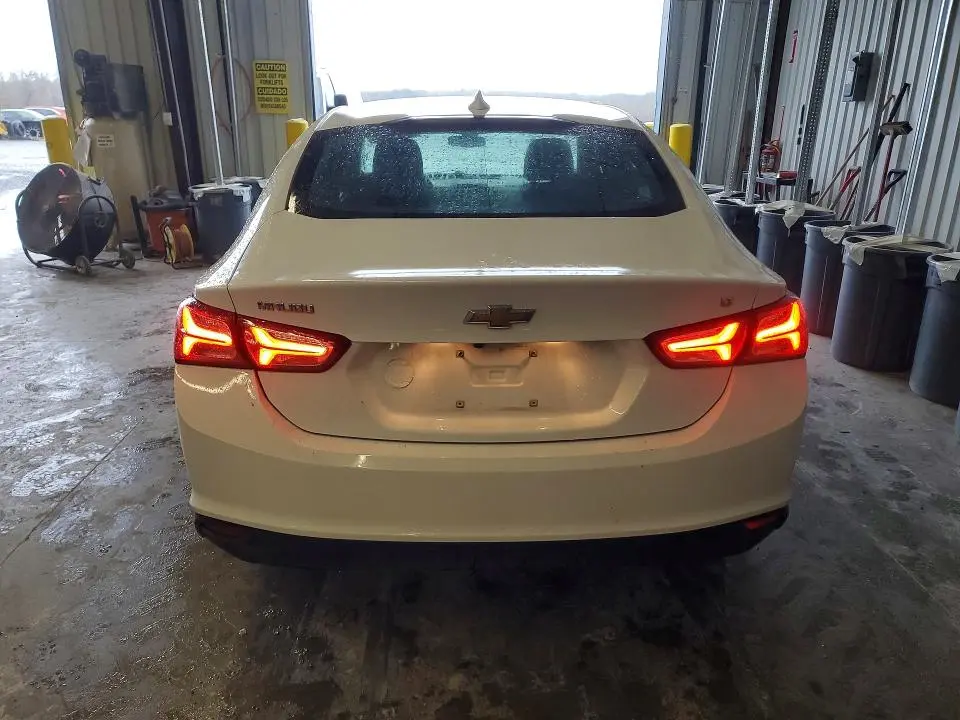 2022 CHEVROLET MALIBU LT  