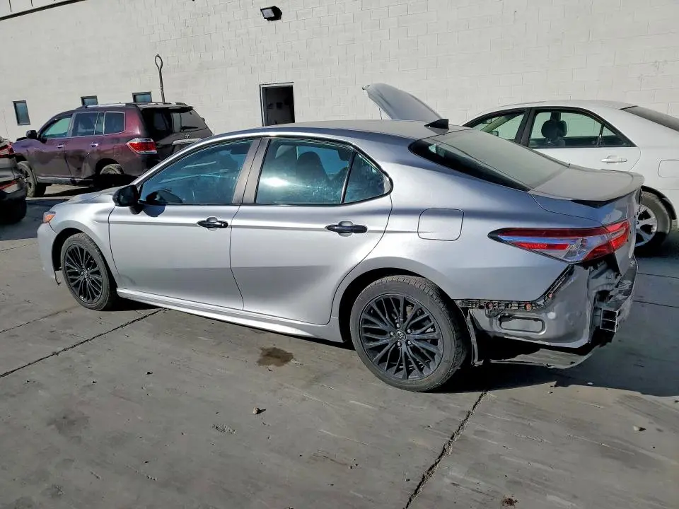 2020 TOYOTA CAMRY SE NIGHTSHADE  
