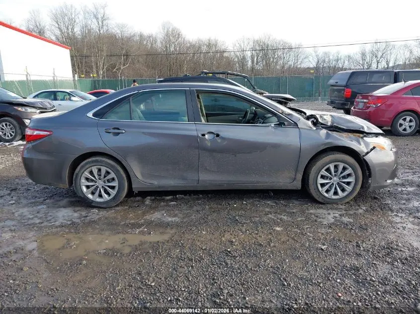 2016 TOYOTA CAMRY LE