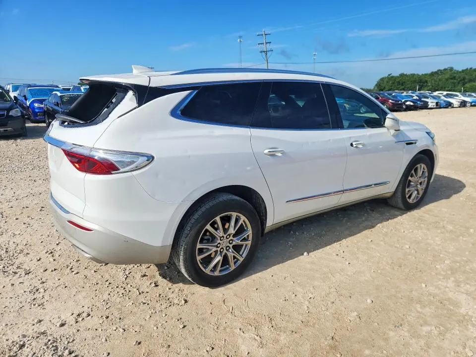 2024 BUICK ENCLAVE ESSENCE  